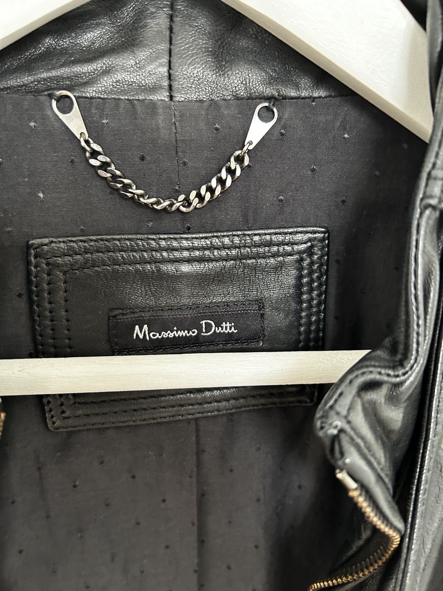 Massimo Dutti Giacche: Massimo Dutti Leather Jacket Black Size M – Usato da Thalwil venduto da Maya_NG 2
