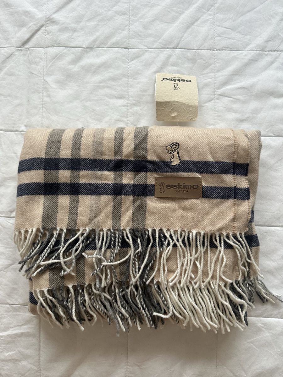 Foulards & écharpes: Écharpe Eskimo à carreaux – Neuf (Voir description) à Geroldswil par MeganeMegane