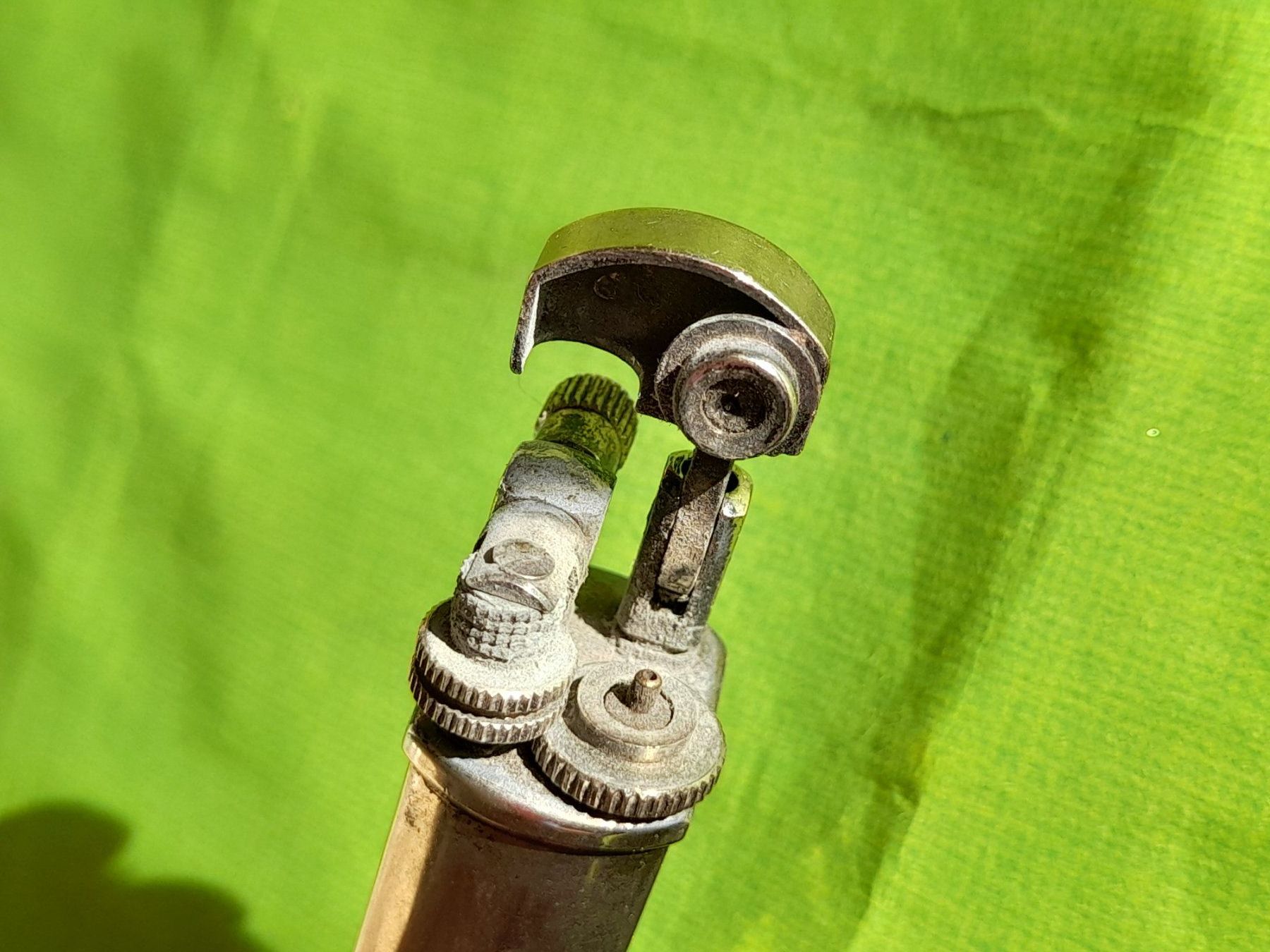 Accendini: (M)Hadson Moonlight Gasfeuerzeug – Difettoso da Aeschi b.Spiez venduto da 52__yhr6 8