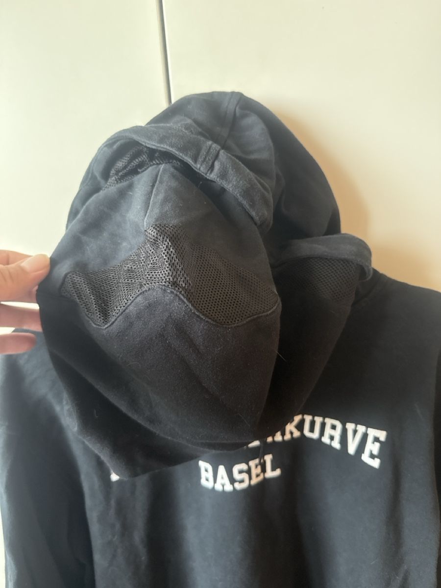 Pullover & Sweatshirts: Kurvenpullover / Muttenzerkurve – Gebraucht aus Basel von Der_Bieter 2