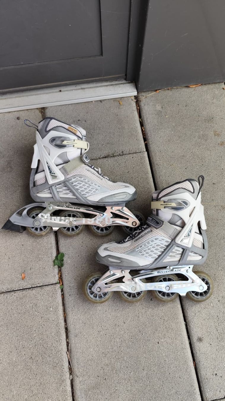 Pattini in linea & Pattini a rotelle: Rollerblades – Usato da Olten venduto da luc_c5z9