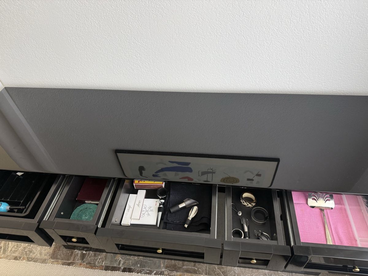 Cassettiere: Schwarze Glanz Kommode – Usato da Stäfa venduto da val_v29n 3
