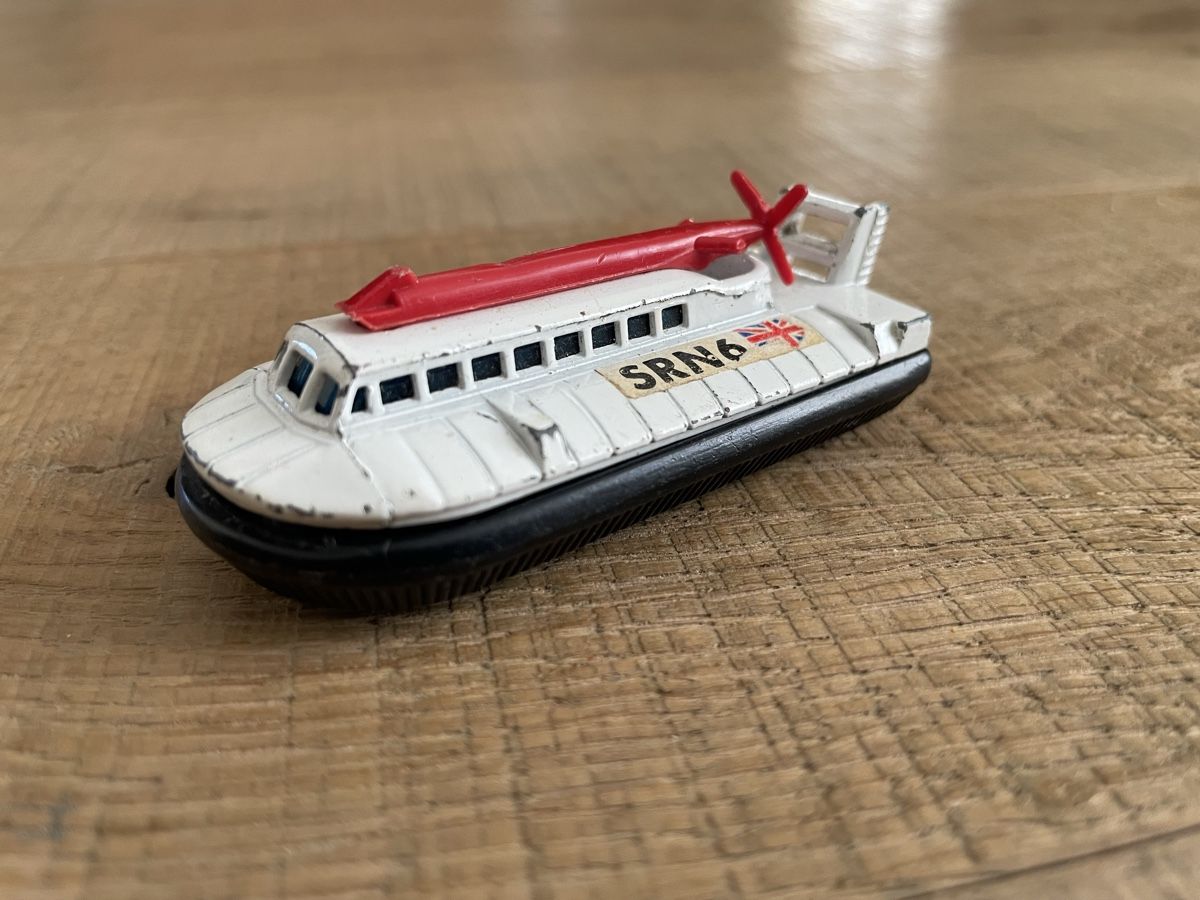 Matchbox Voitures modèles: Matchbox SRN6 Hovercraft – D'occasion à Frauenfeld par Challenger77 1