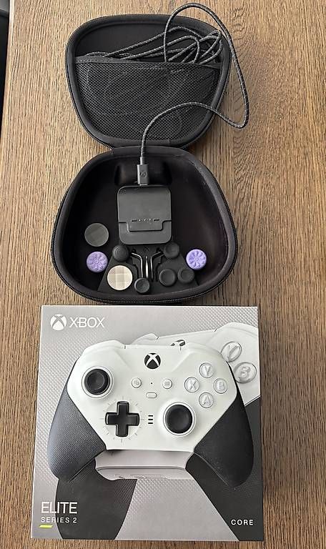 Microsoft Konsolen: Xbox Series X - Xbox Elite Series 2 Core - Headset Xbox – Gebraucht aus Granges VS von Glokta 2