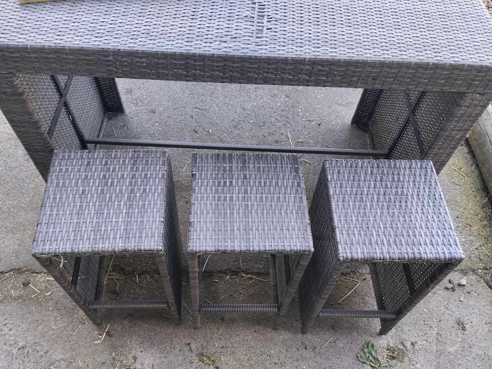 Set di tavolo e panche: Rattan-Bar – Difettoso da Altendorf venduto da seibel 1