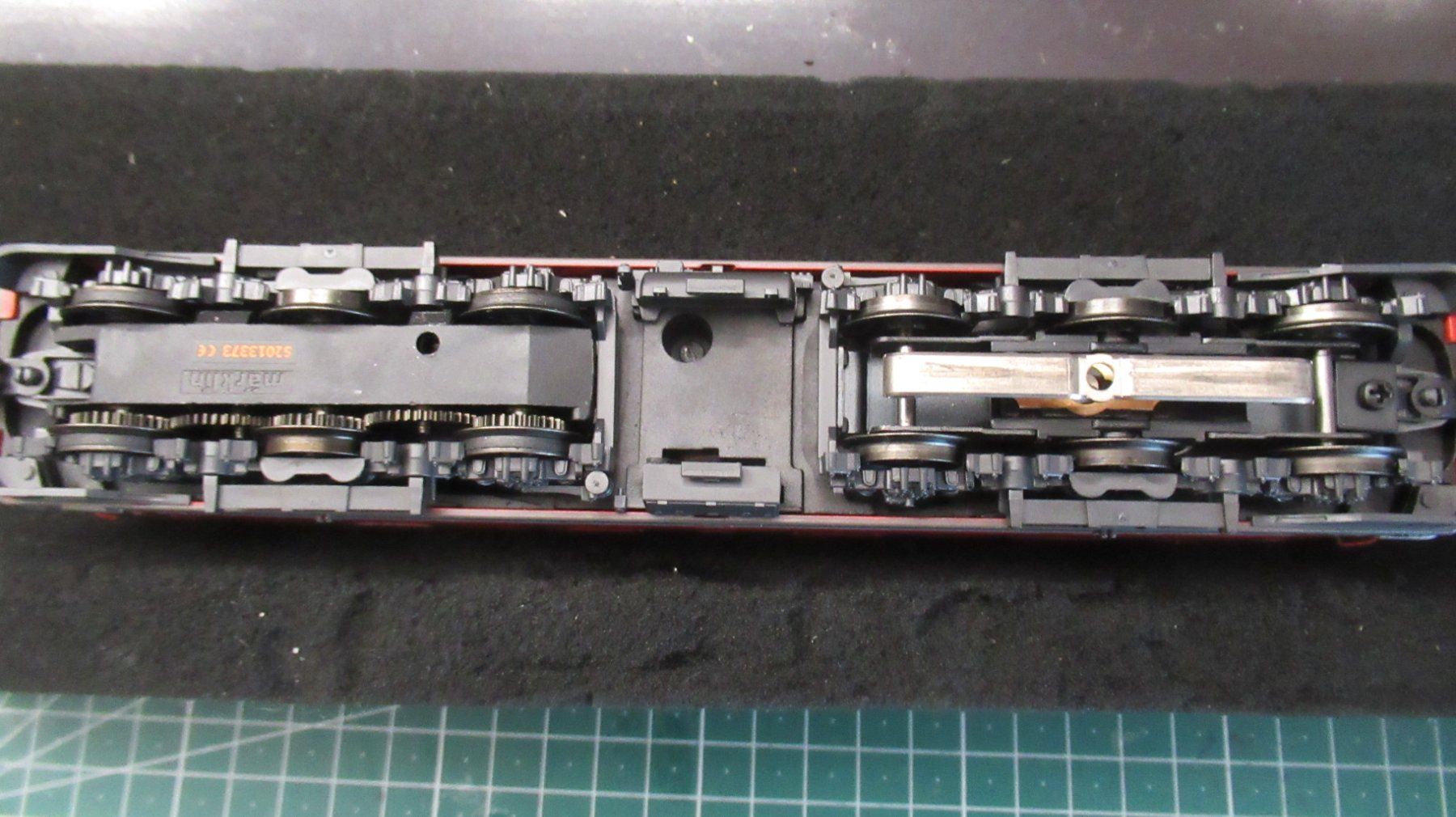 Märklin Modellini di ferrovie: Märklin Ae 6/6 "Göschenen" Digital dès 1.- – Nuovo (secondo la descrizione) da Martigny venduto da nevada98 6