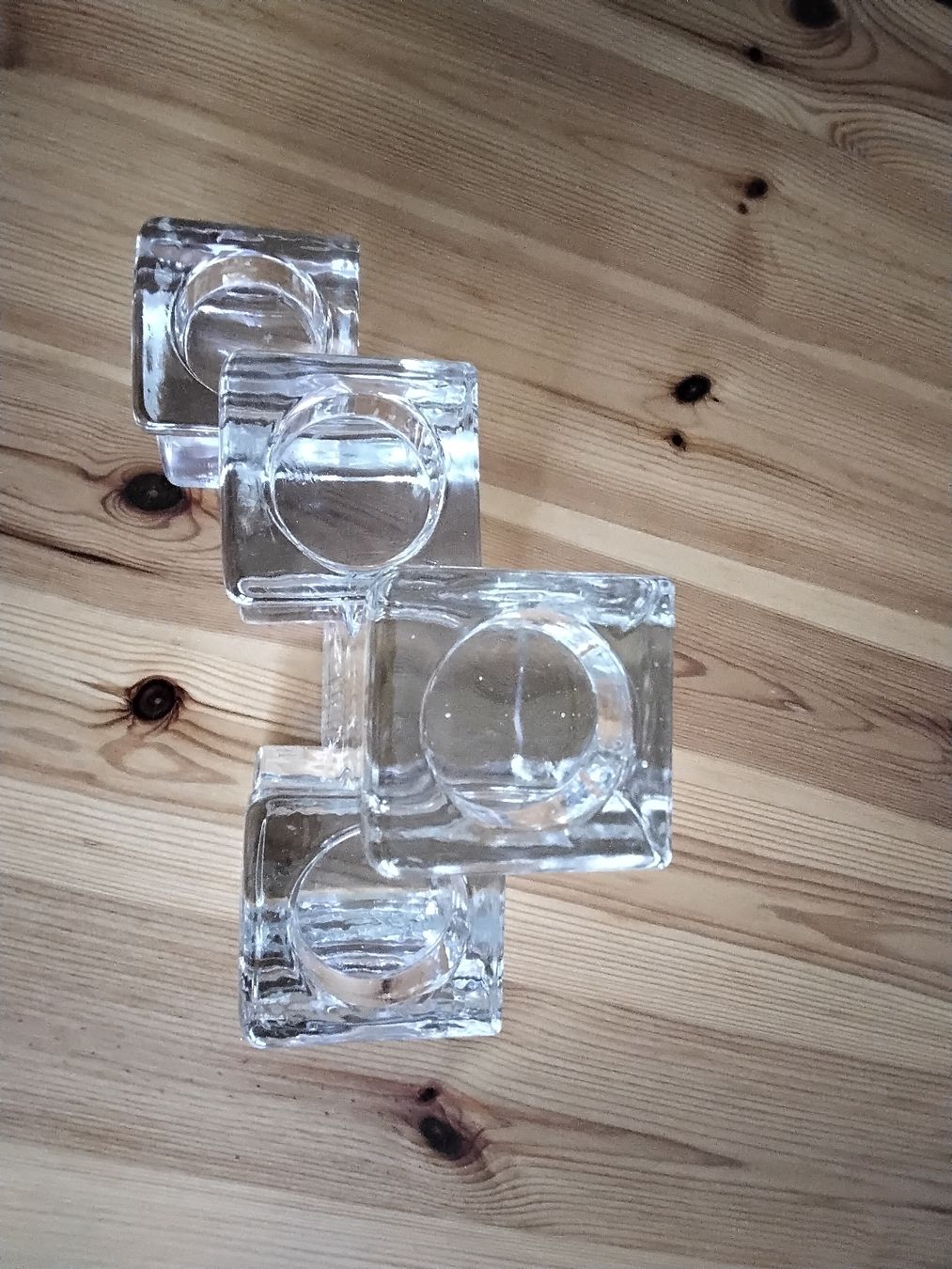 Glasi Hergiswil Portacandele: 4 HERGISWILER GLAS KERZENSTÄNDER  – Usato da Biel/Bienne venduto da dasi3 2
