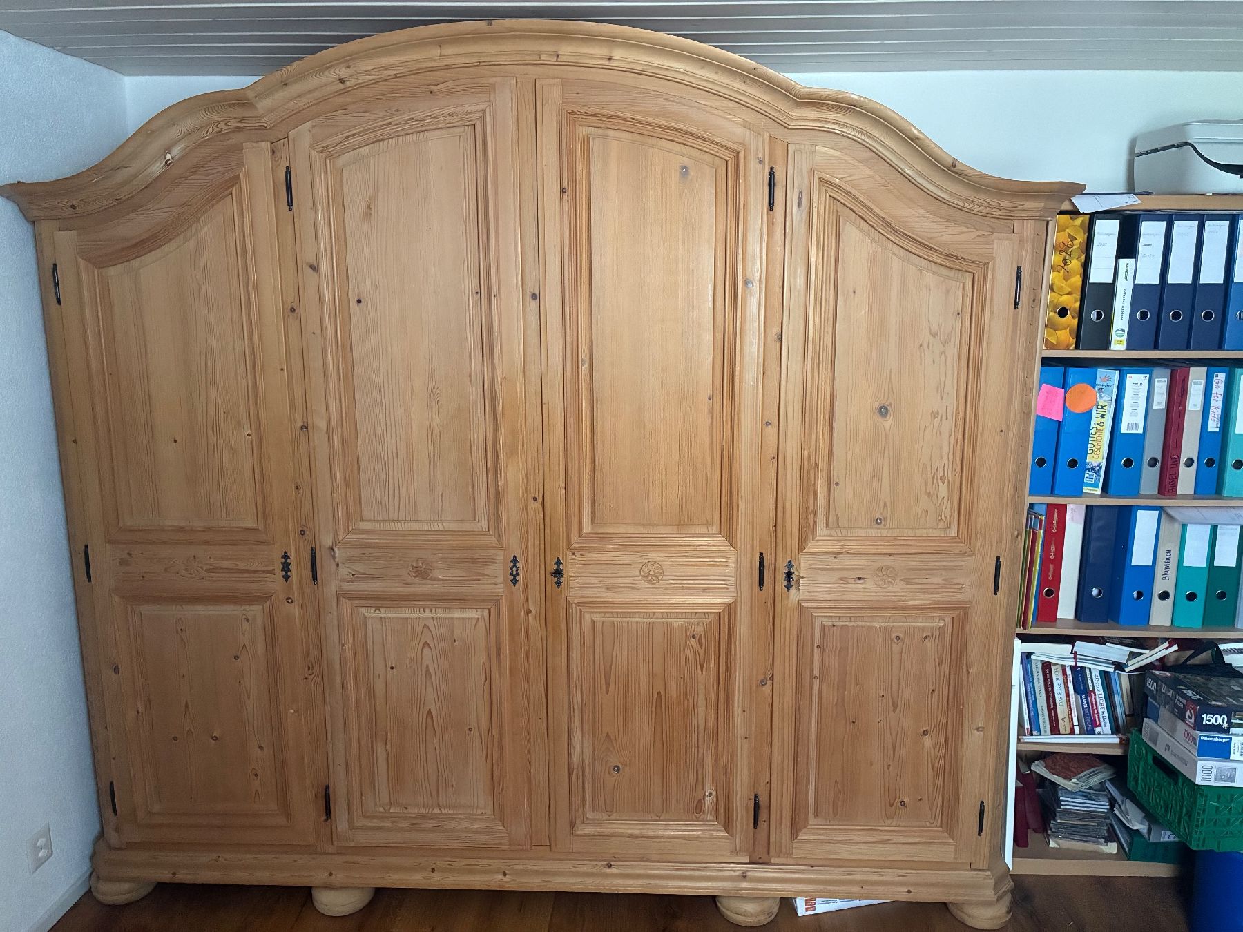 Armoires: Kleiderschrank – D'occasion à Flawil par pa14