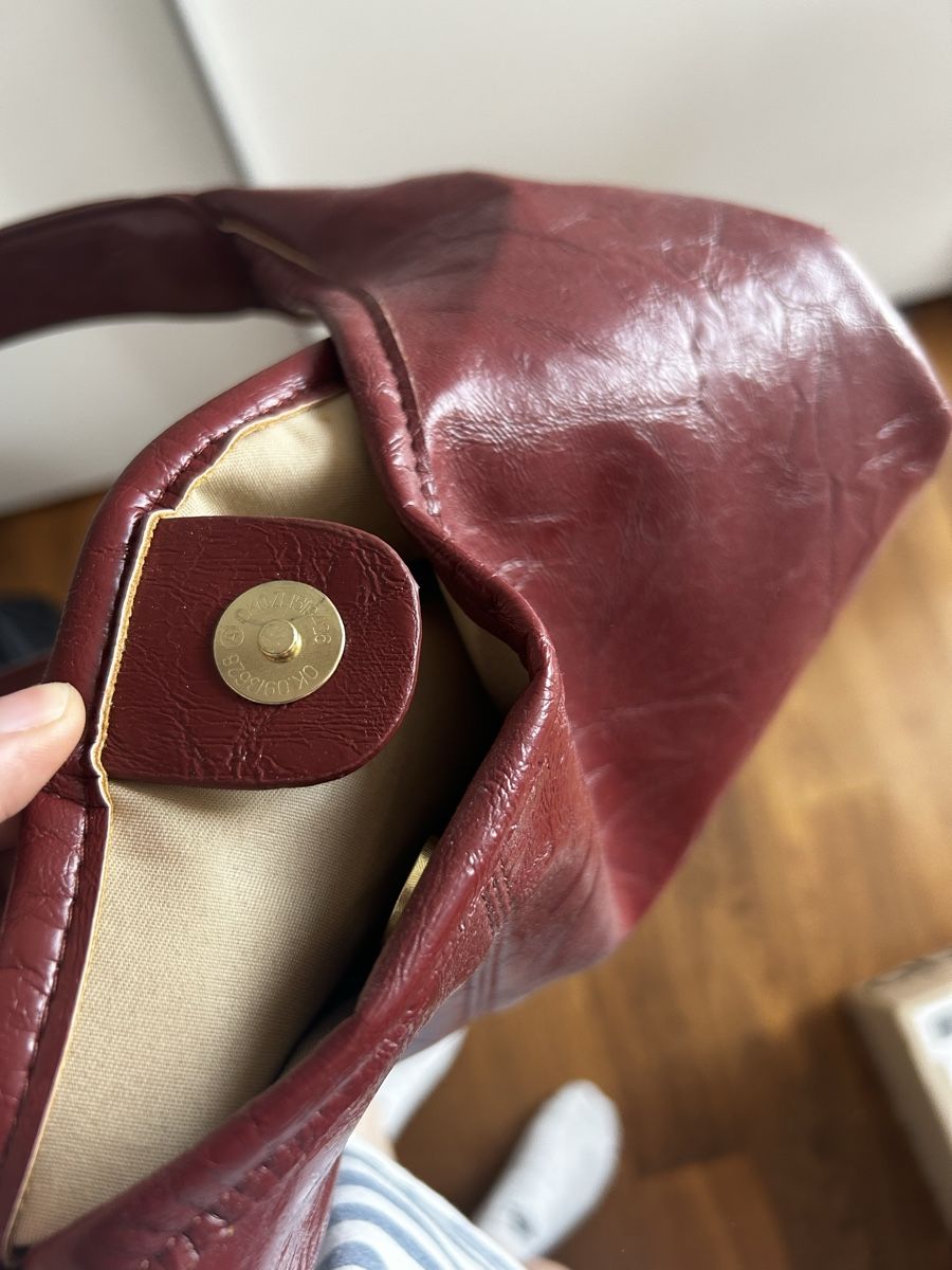 Taschen für Damen: Handtasche, bordeauxrot – Neu (gemäss Beschreibung) aus Teufen ZH von jas_8yhh 1