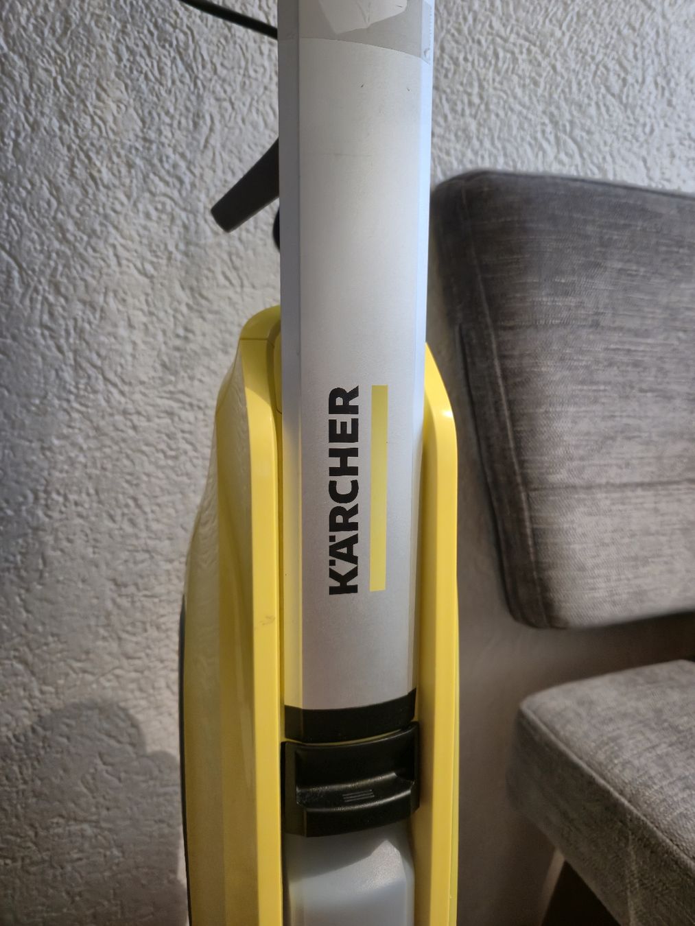 Kärcher Tutte le macchine: Hartbodenreiniger Kärcher – Nuovo (secondo la descrizione) da Schlieren venduto da ela_kpw6 3