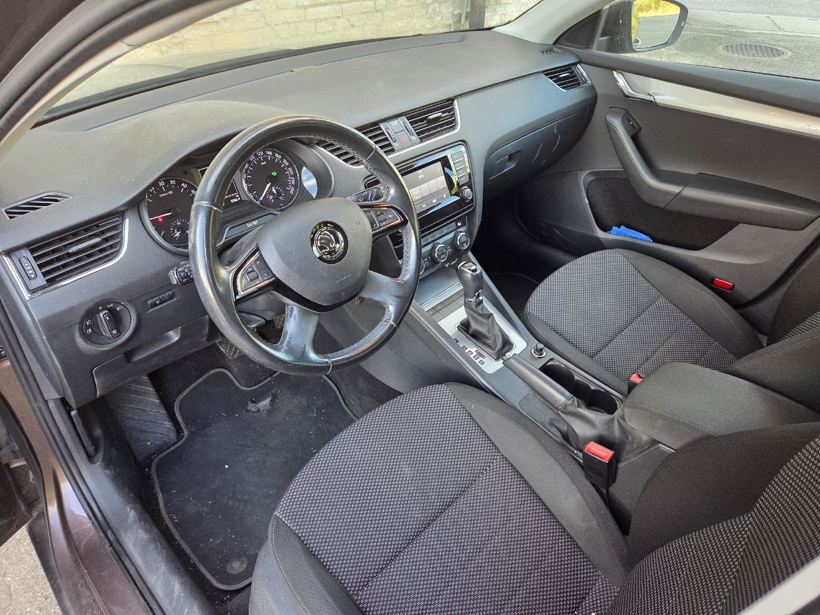 Skoda Automobili: Skoda Octavia 1.6 TDI – Usato da Gossau SG venduto da mai_zmd7 4