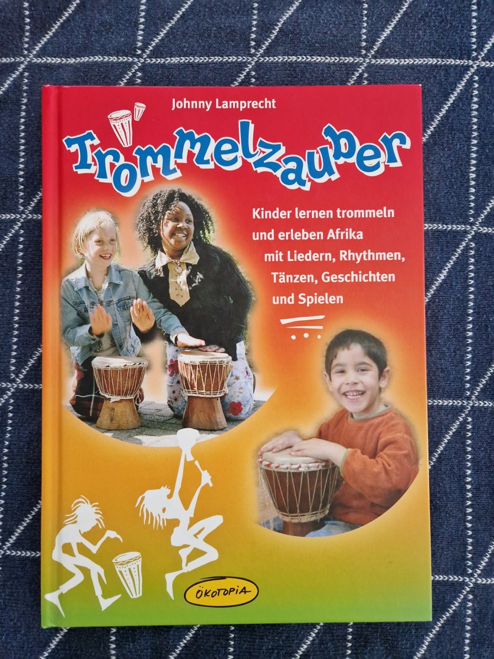 Libri: Ökotopia Verlag: Trommelzauber – Usato da MUEHLAU venduto da ibo_5c7d