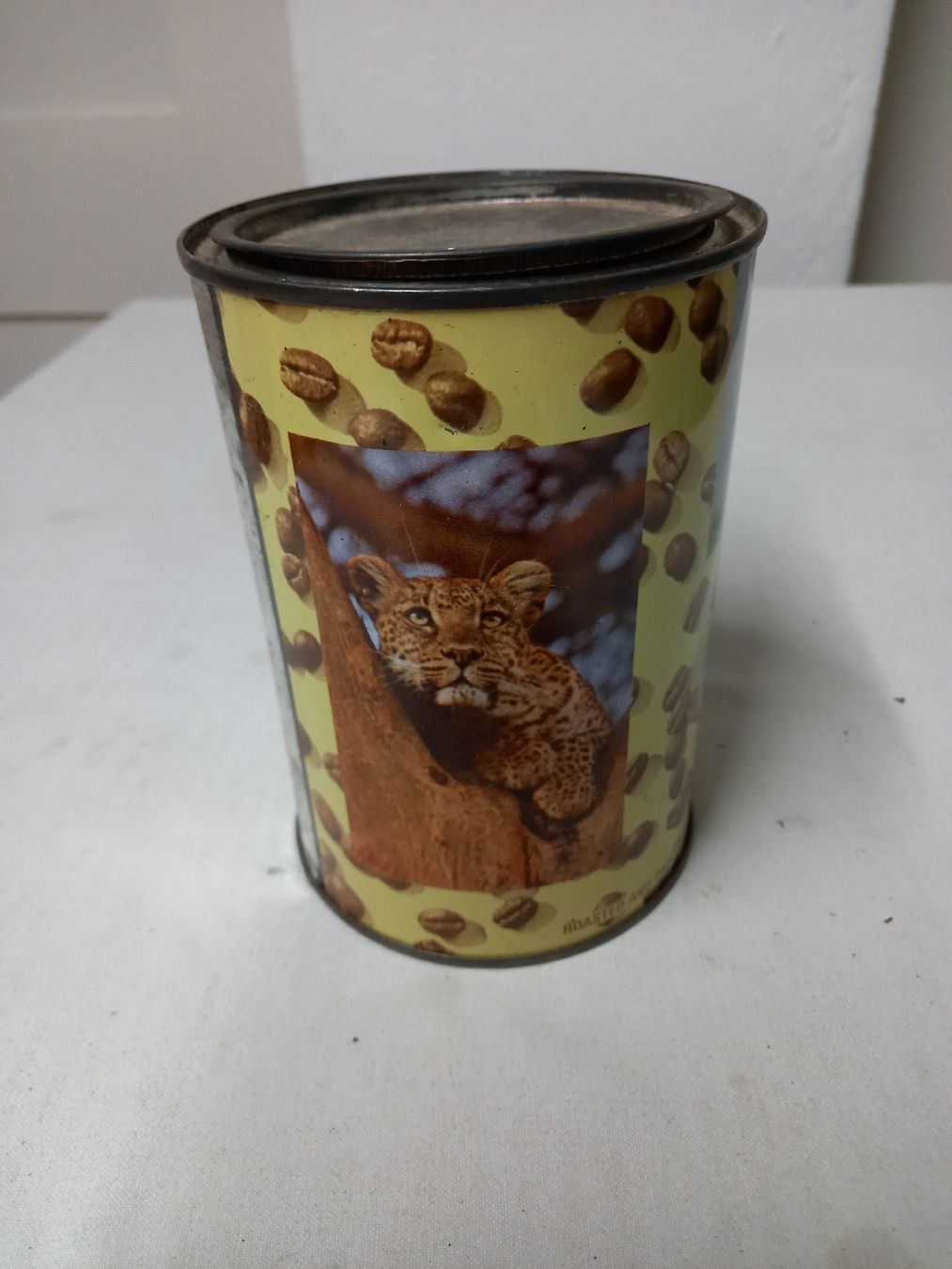 Cibi & Specialità: Kaffeebüchse aus Tansania – Usato da Seon venduto da Zack_16