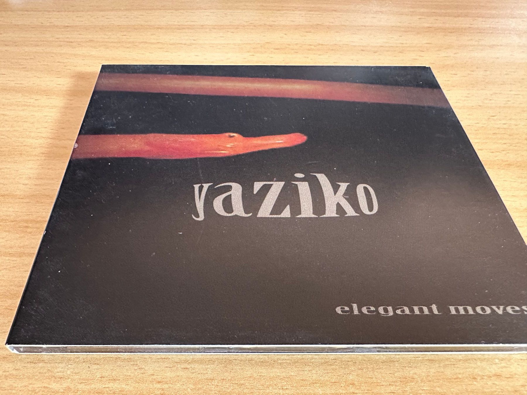CDs: Yaziko – Elegant Moves – Gebraucht aus Rikon im Tösstal von Alpenmutz