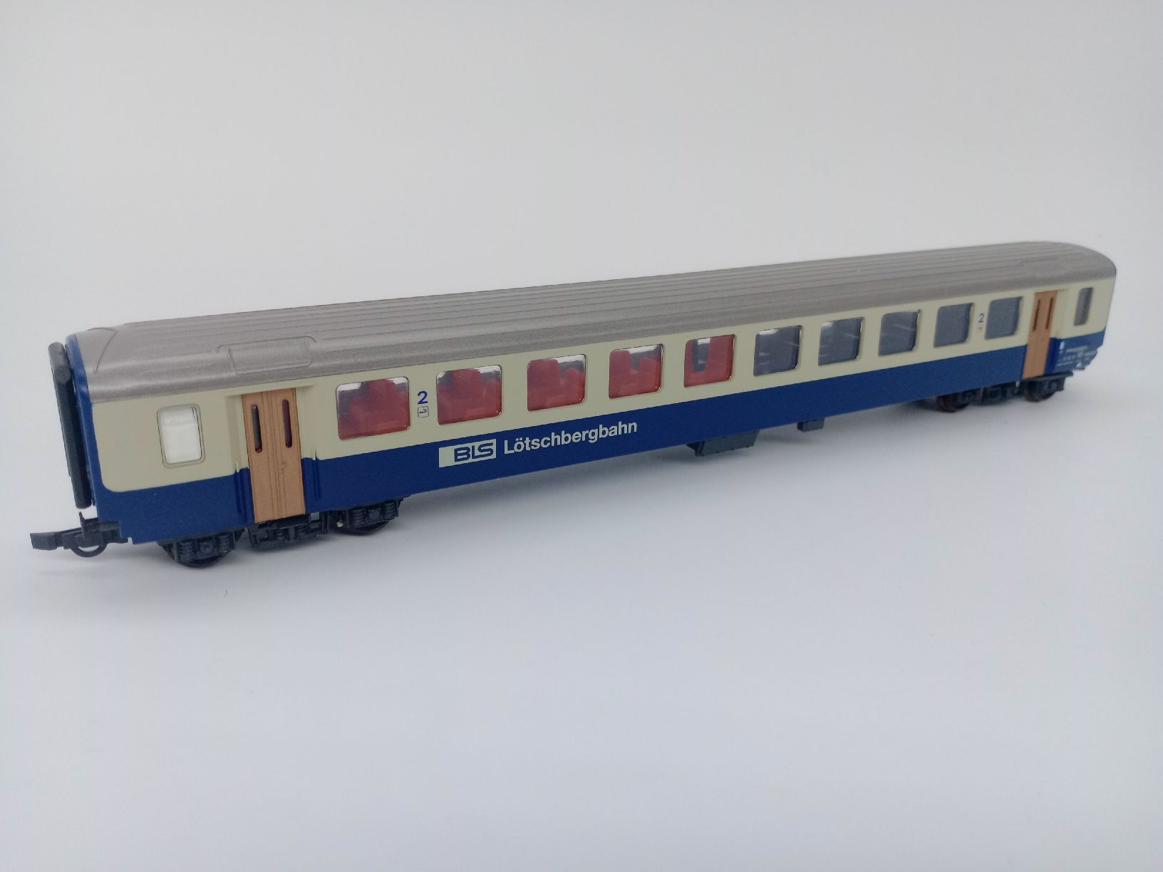Hag Modelleisenbahnen: HAG BLS 2Klasse 453 – Gebraucht aus Interlaken von F.Loco 1