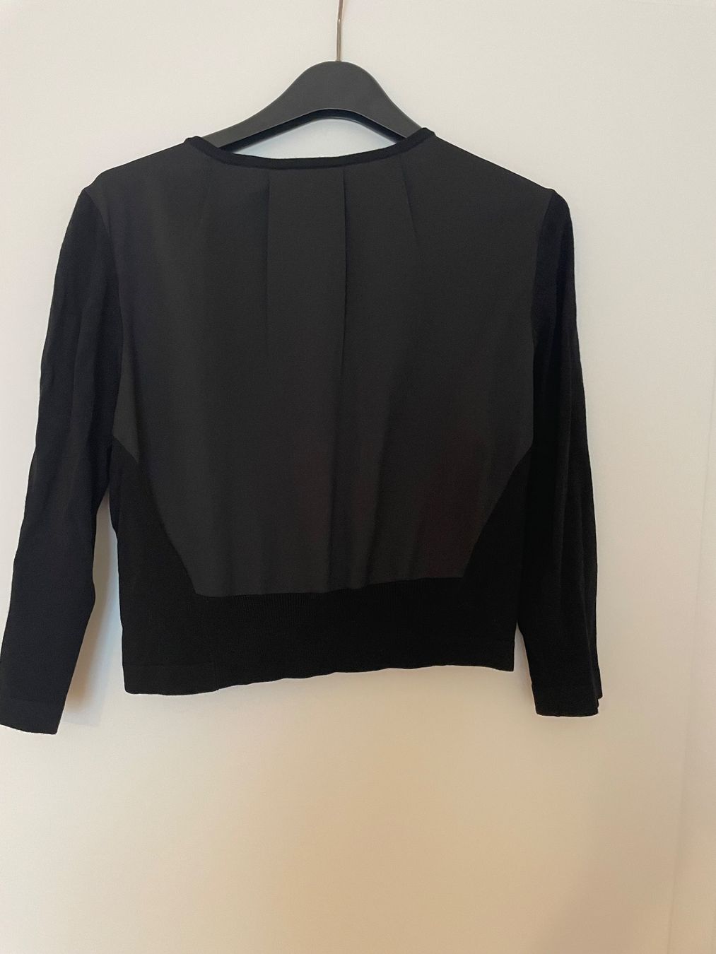 Phase Eight Bolero: Schwarzes Baumwoll Abendjäcken von Phase Eight Gr.40 – Usato da Münchenstein venduto da FamilieUlmi 2