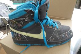 NiKE Schuhe Gr 40