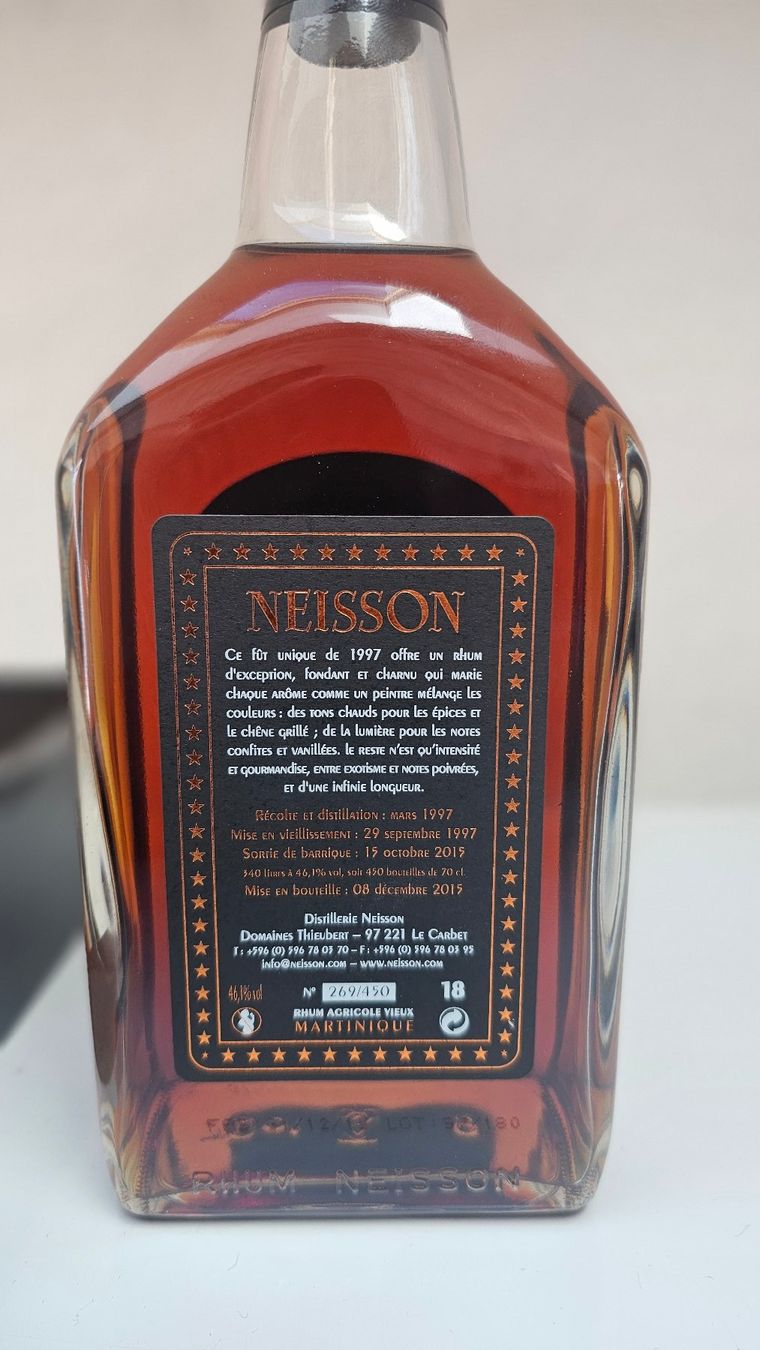 Bevande alcoliche: Neisson 18 ans batch 2 Millésime 1997 46,1°. – Nuovo e nell'imballaggio originale da St-Cergue venduto da swi_plq2 1