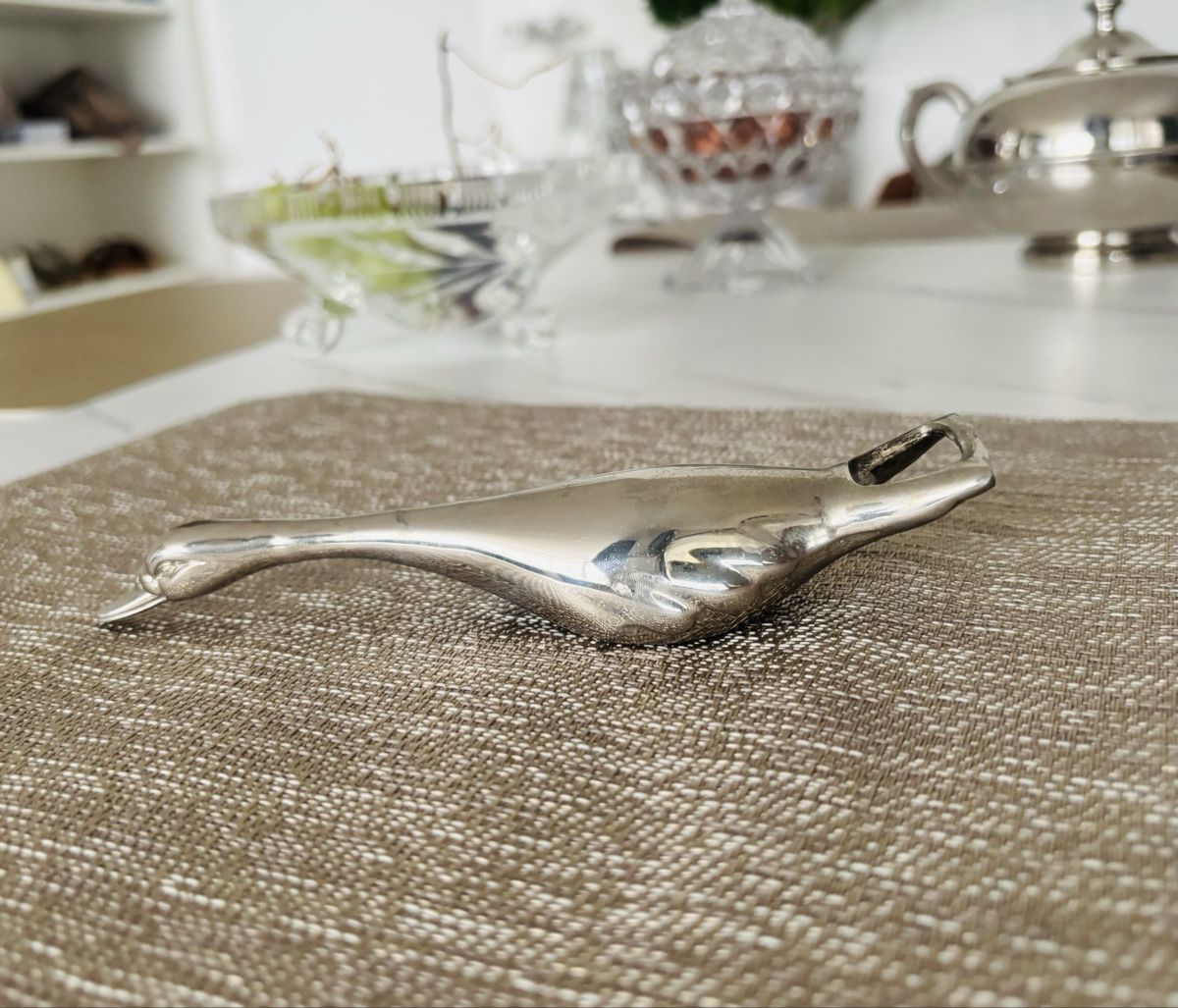 Apribottiglie & Tappi per chiusura: Vintage Schwan Flaschenöffner – Usato da Rheinfelden venduto da Jeva-Anna 1