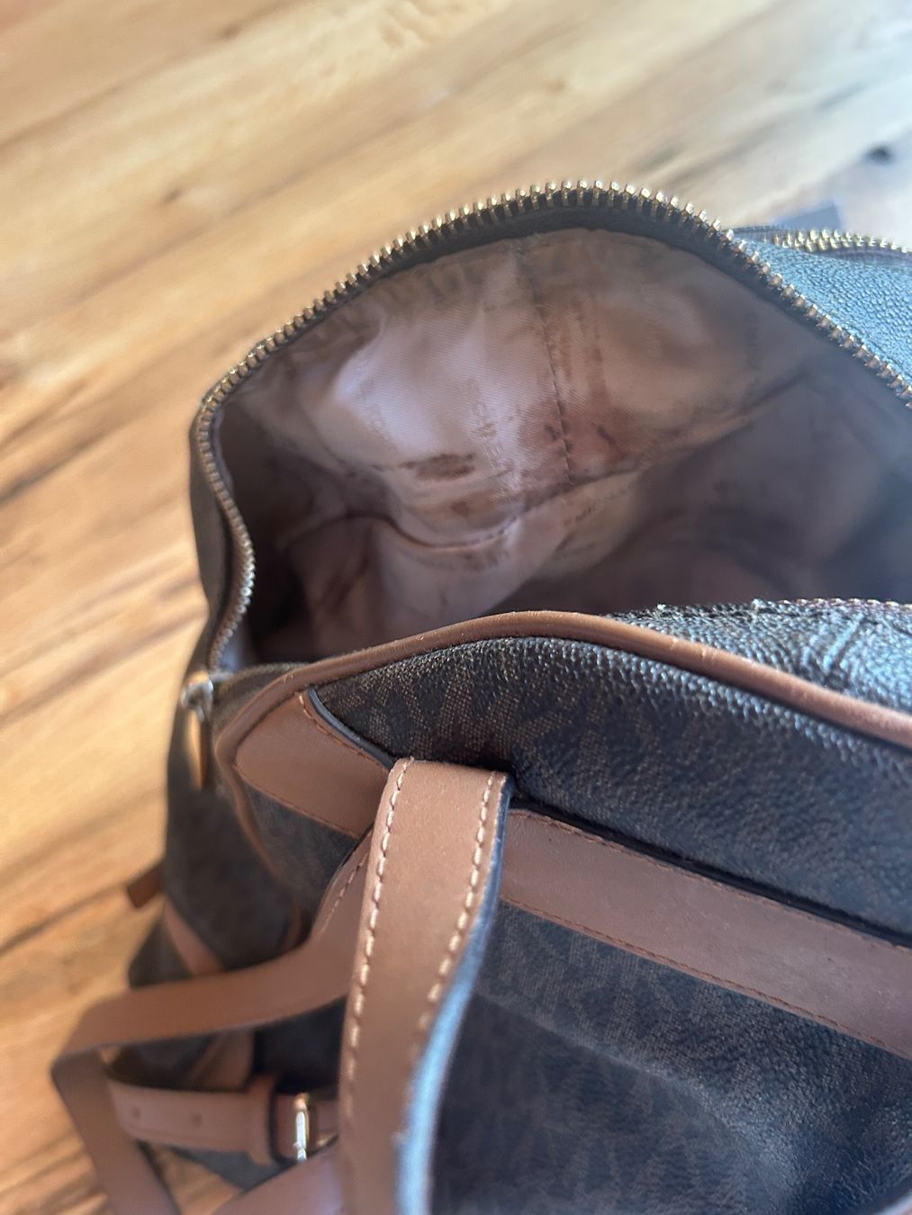 Michael Kors Zaini: Michael Kors Rucksack – Usato da Berneck venduto da sem_5d82 3