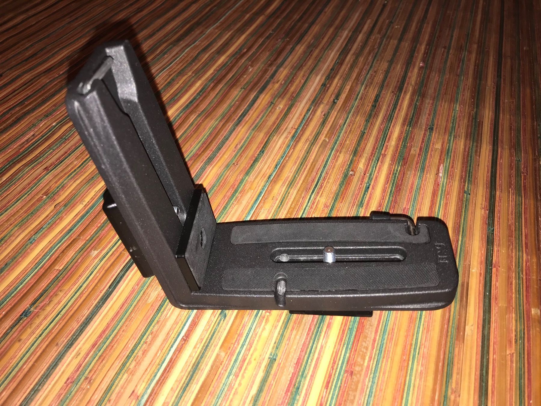Manfrotto Supporti a parete: Manfrotto MS050M4-Q2 L Bracket Q2 – Usato da Escholzmatt venduto da Grafix