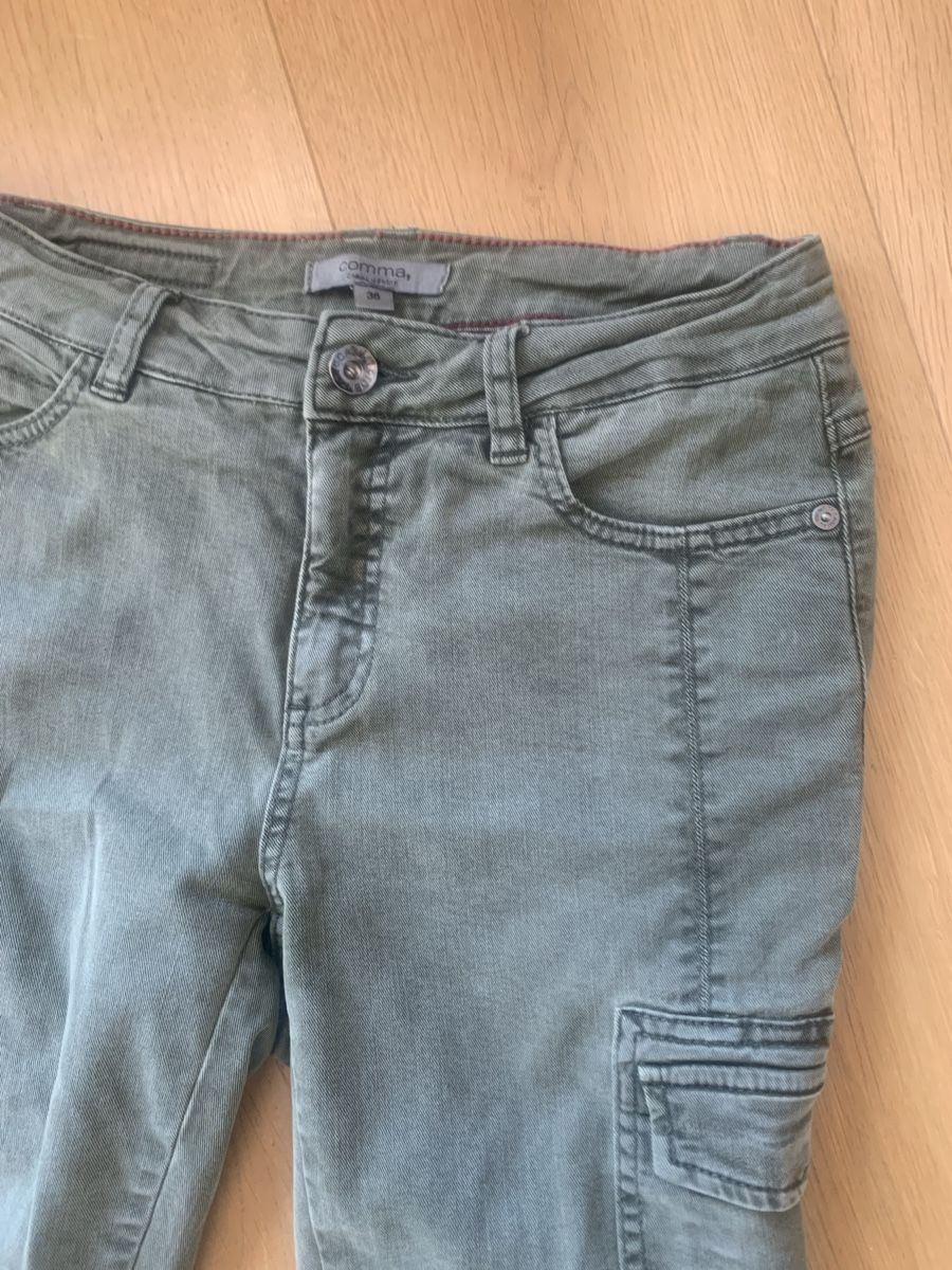Pantaloni: Coole Cargo Hose von Comma, Gr. 36 – Usato da Aarberg venduto da Mama_Lulu