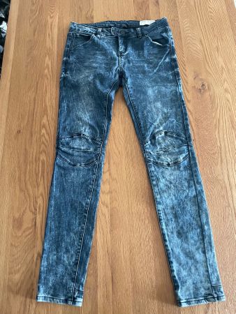 Jeans Grösse 28, Circle of Trust