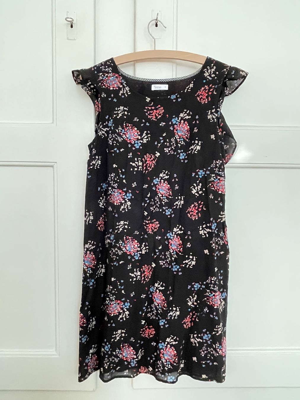 Vestiti: Kleid von Yerse – Usato da Bern venduto da Triici 2