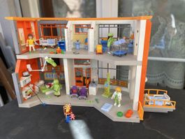 Playmobil Krankenhaus 6657 City Life mit viel Zubehör