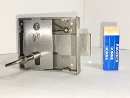 1 schönes Möbelschloss mit Schlüssel, DM6cm (LOT658#MBS3)