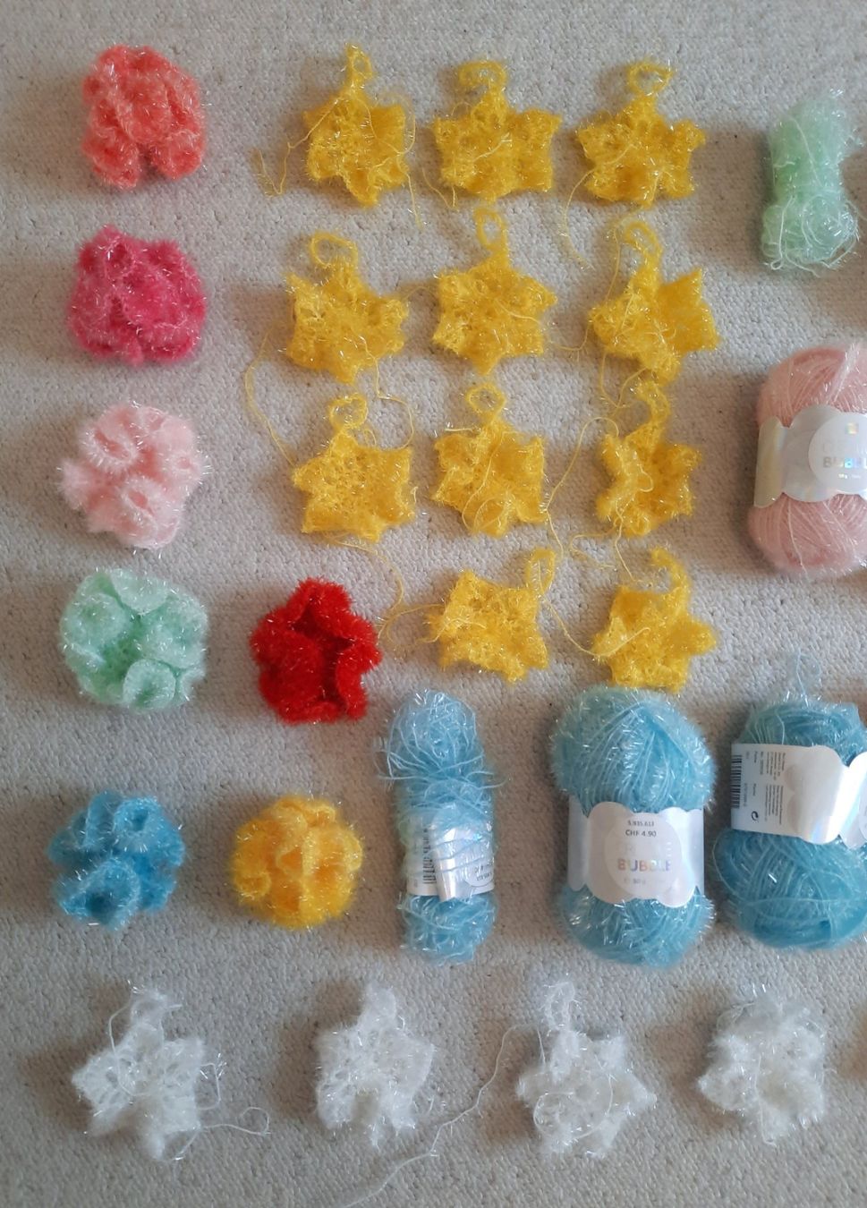 Lana: Polyestergarn CREATIVE BUBBLE, div Farben/kleine Muster, neu – Nuovo (secondo la descrizione) da Steffisburg venduto da pbegger 1