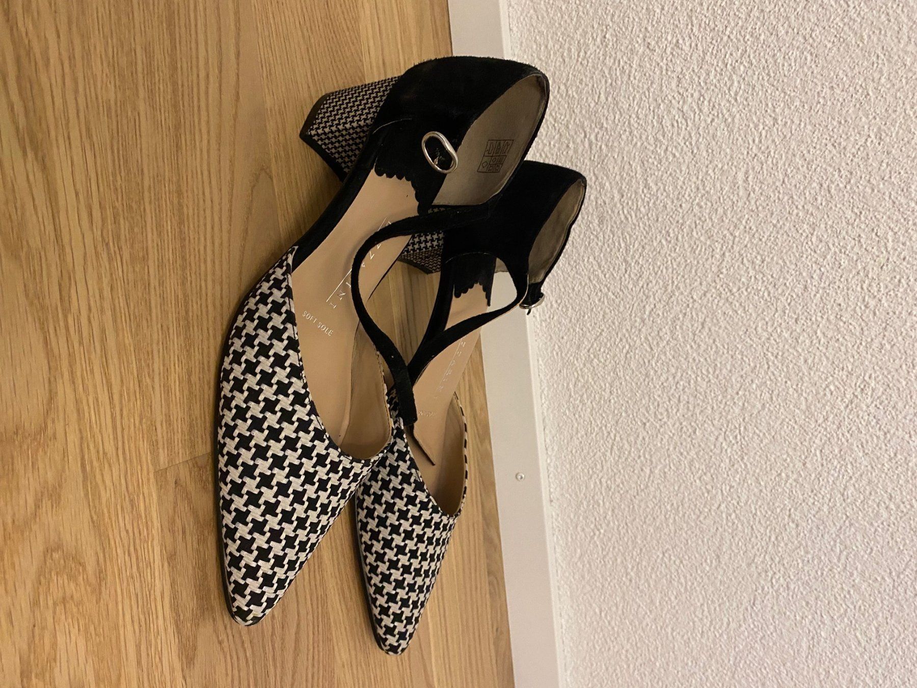 Scarpe da donna: Damenschuhe GR 41 – Nuovo e nell'imballaggio originale da Langnau am Albis venduto da Judithsebi 1