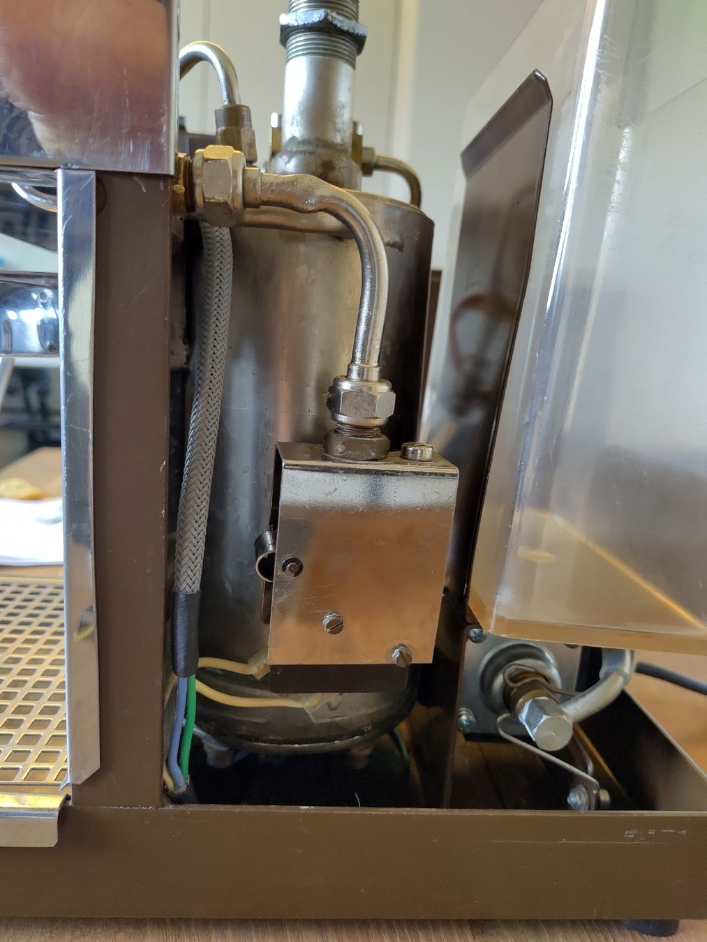 Macchine per caffè & Macchine per espresso: Olympia Express Maximatic mit Original Zubehör – Usato da Basel venduto da rekaleni 8