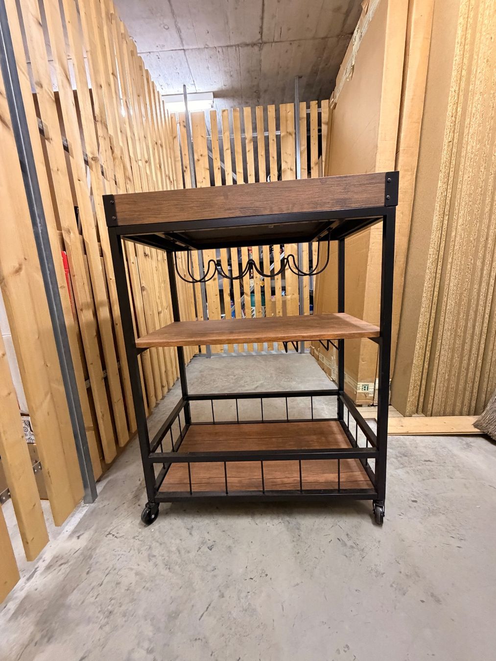 Scaffali: Weinregal – Usato da Zürich venduto da selin_94 2