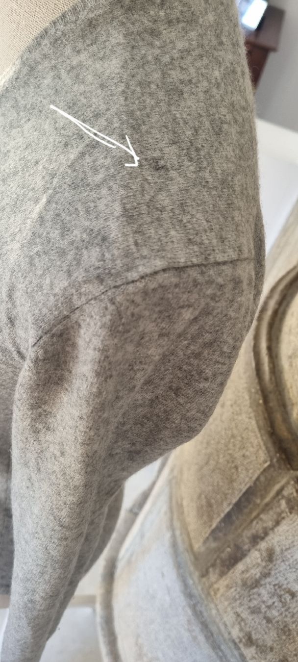 Pullover & Sweatshirts: KASCHMIR Pullover 100% Cashmere Grau V-Ausschnitt Gr.S – Gebraucht aus Champlan von acr_kkd5 5