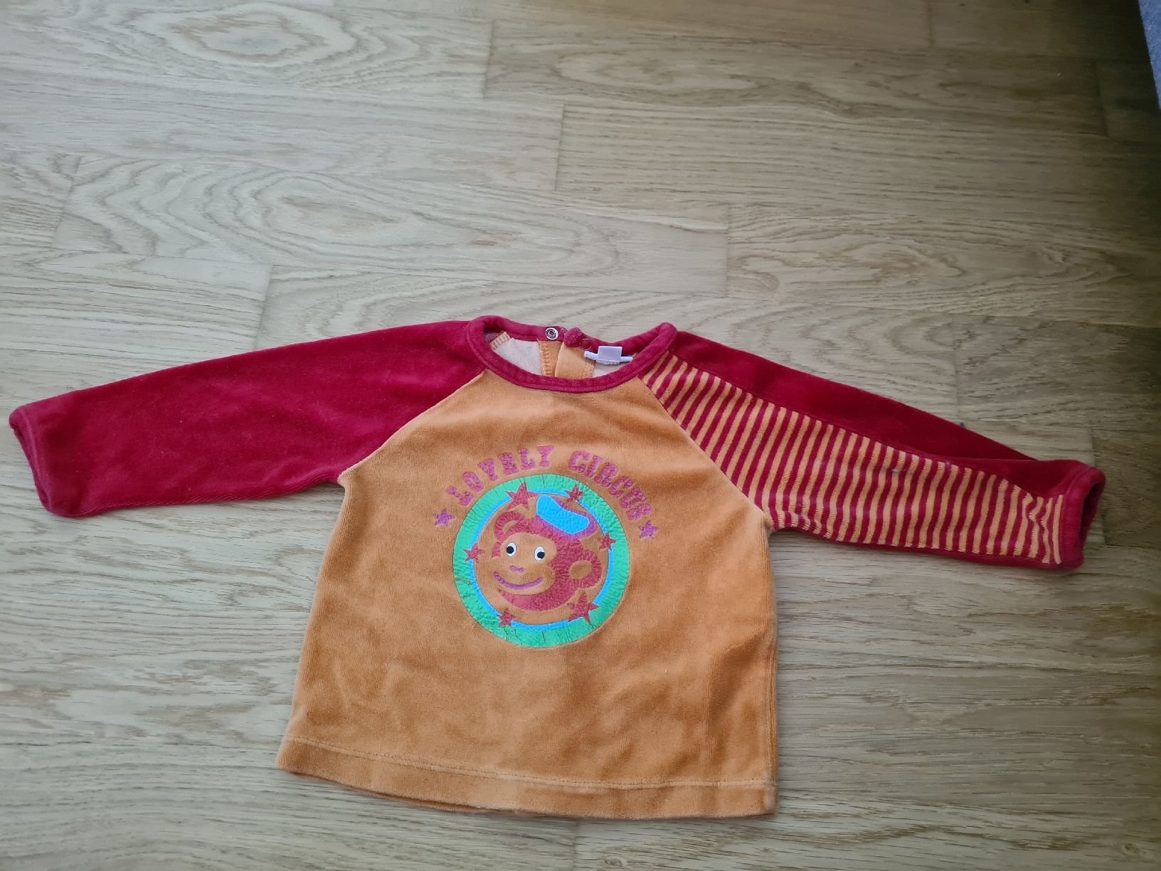Maglioni & Felpe: Kinder Pullover 67cm guter Zustand – Usato da Horw venduto da Mirii91