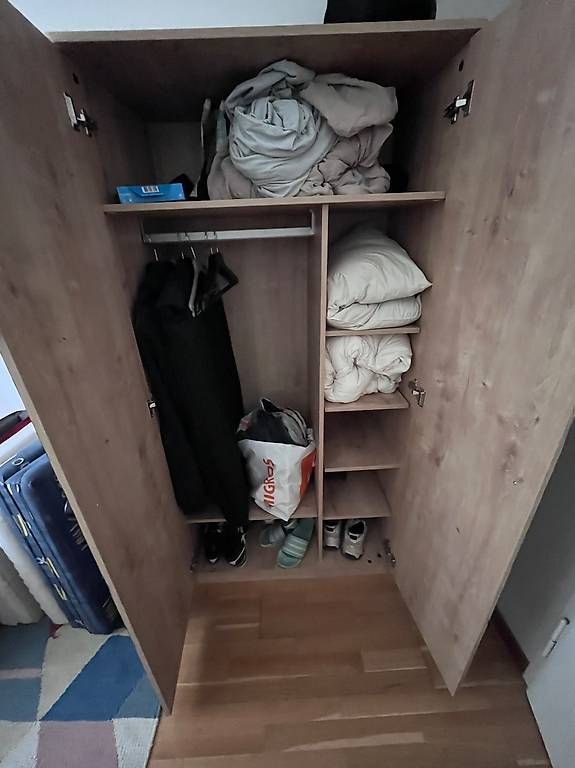Armadi: Schrank – Usato da Zürich venduto da nic_vq86 1