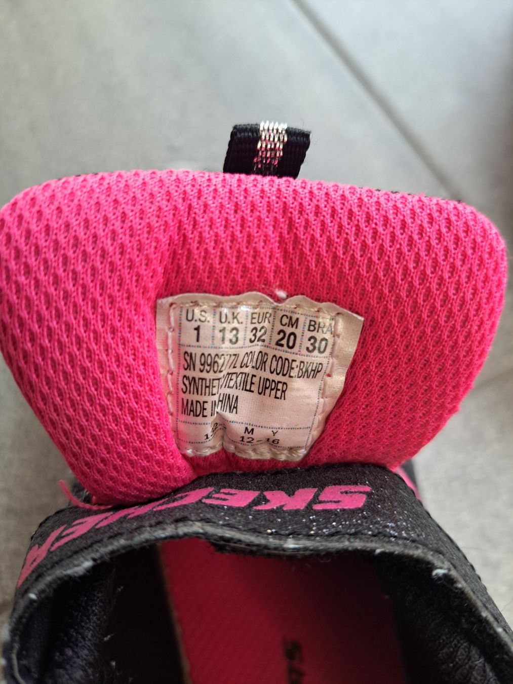 Skechers Scarpe per ragazze: Skechers Turnschuhe Gr 32 – Usato da Bünzen venduto da nagyagi111mail 2