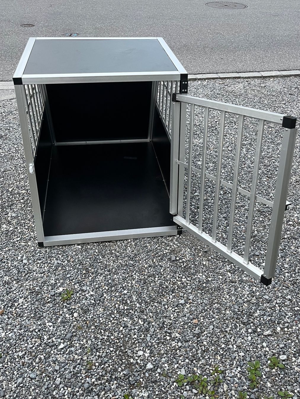 Gabbie, trasporto & Sicurezza: Hundebox Hund gross – Usato da Igis venduto da pie_pd99 2