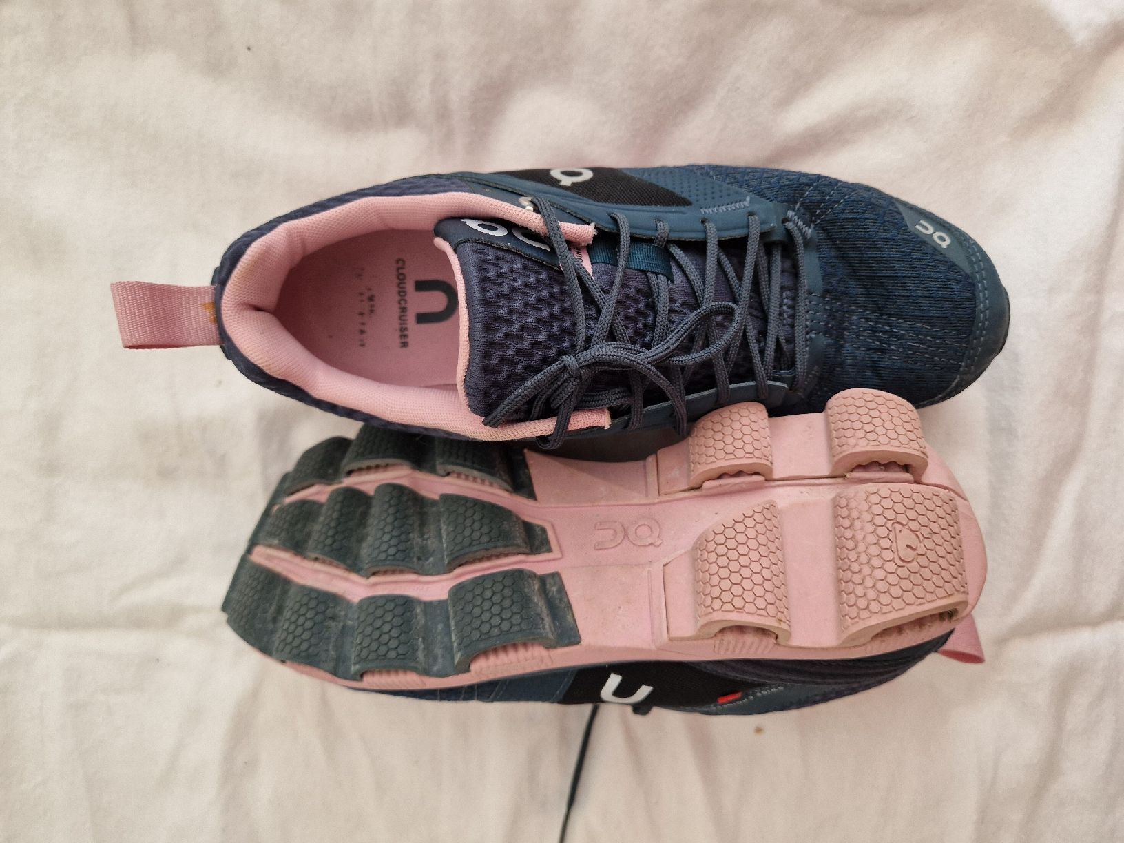 On Scarpe da donna: ON Laufschuhe 39 marin/rosa – Usato da Zürich venduto da Mani56