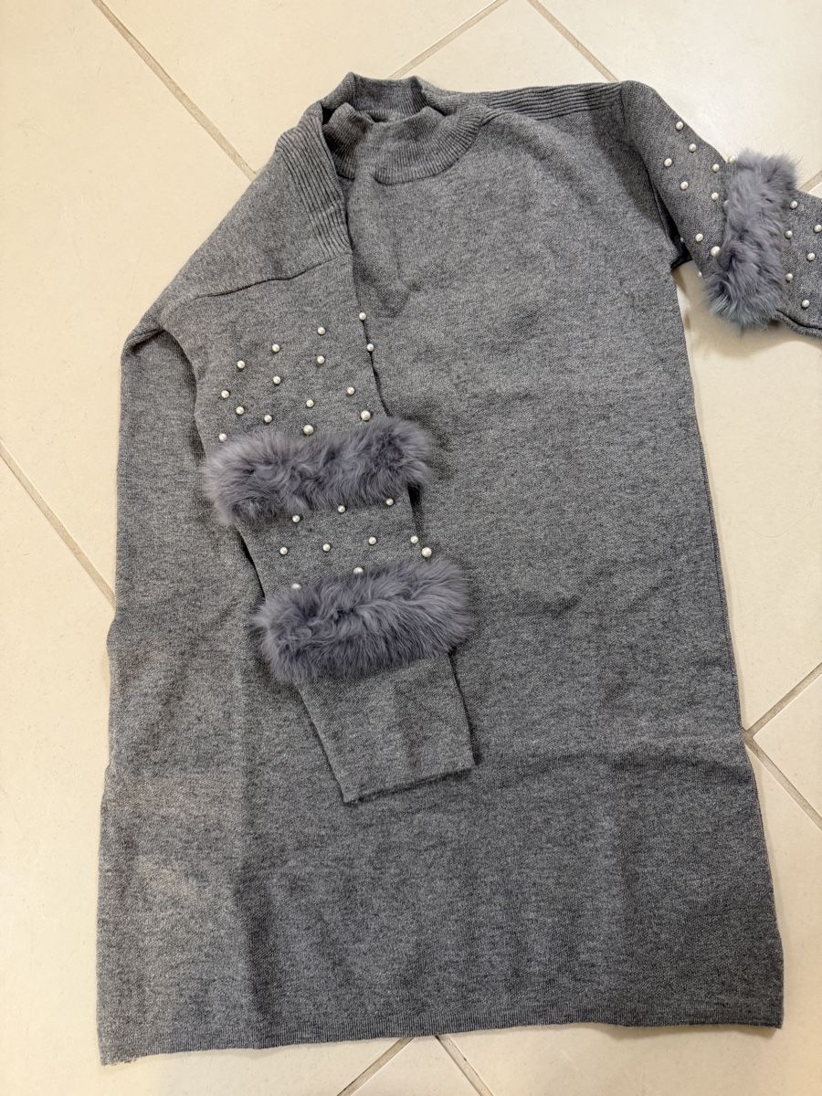 Vestiti: Graues Strickkleid mit KunstPelz und Perlen - Grösse S – Nuovo (secondo la descrizione) da Bassersdorf venduto da Sandy456 2