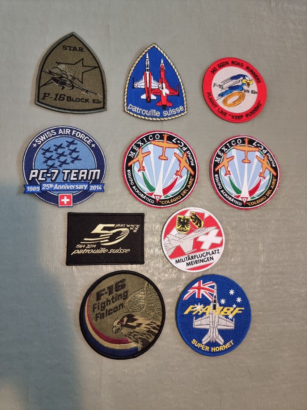 Schweizer Armee Plaketten & Abzeichen: Sammlung Patch Patrouille Suisse, Luftwaffe, F16, FA18 – Gebraucht aus Schwerzenbach von cloudberrypi