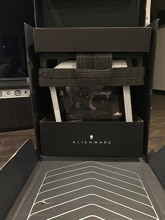 Alienware PCs: Alienware Aurora r13 high end – D'occasion à Grône par  4