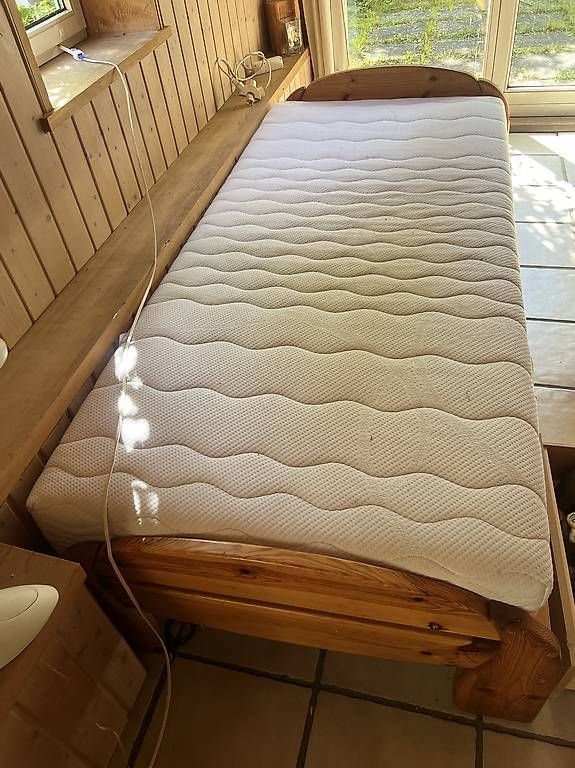 Letti: Bett 90 x 200, ohne Matratze  – Usato da Sevelen venduto da Pbr0 1