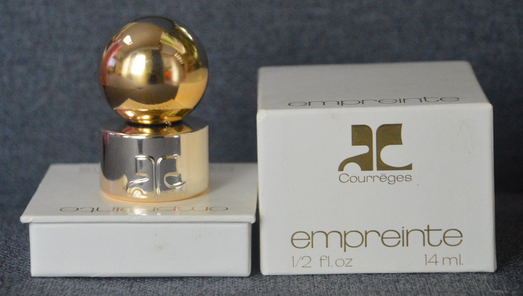 Profumi & Eau de Toilette: Empreinte Courreges Extrait 14ml  Vintage 70er – Usato da Collonges venduto da Auganien