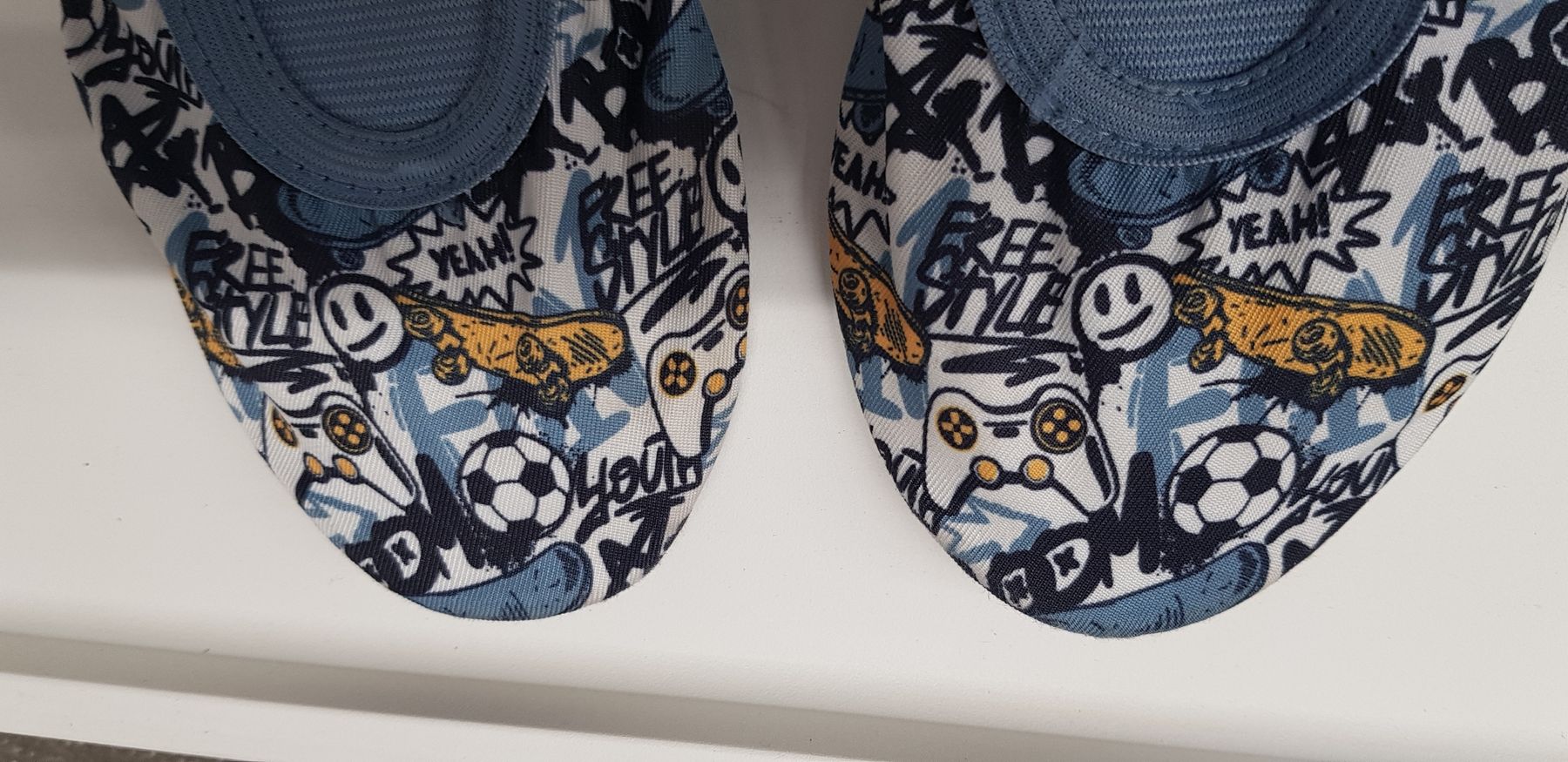 Schuhe für Jungen: Turnschläppchen, Turntappeli Kinder Grösse 29/30  – Gebraucht aus Zürich von sb_t28m 4