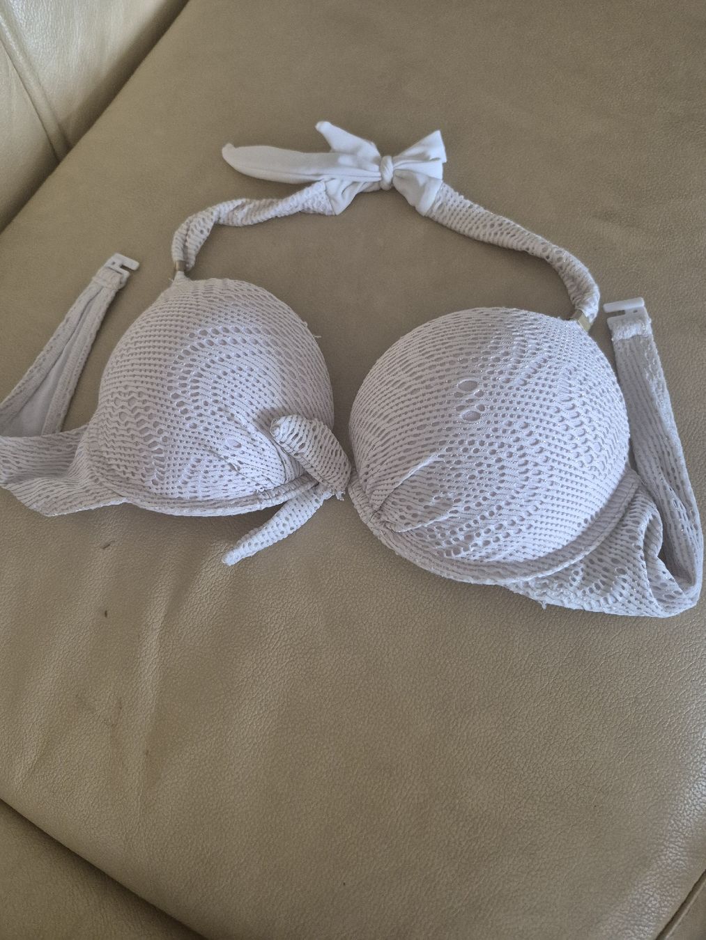 Badekleider & Bikinis: Bade BH – Gebraucht aus Pfaffnau von gologoldun1953