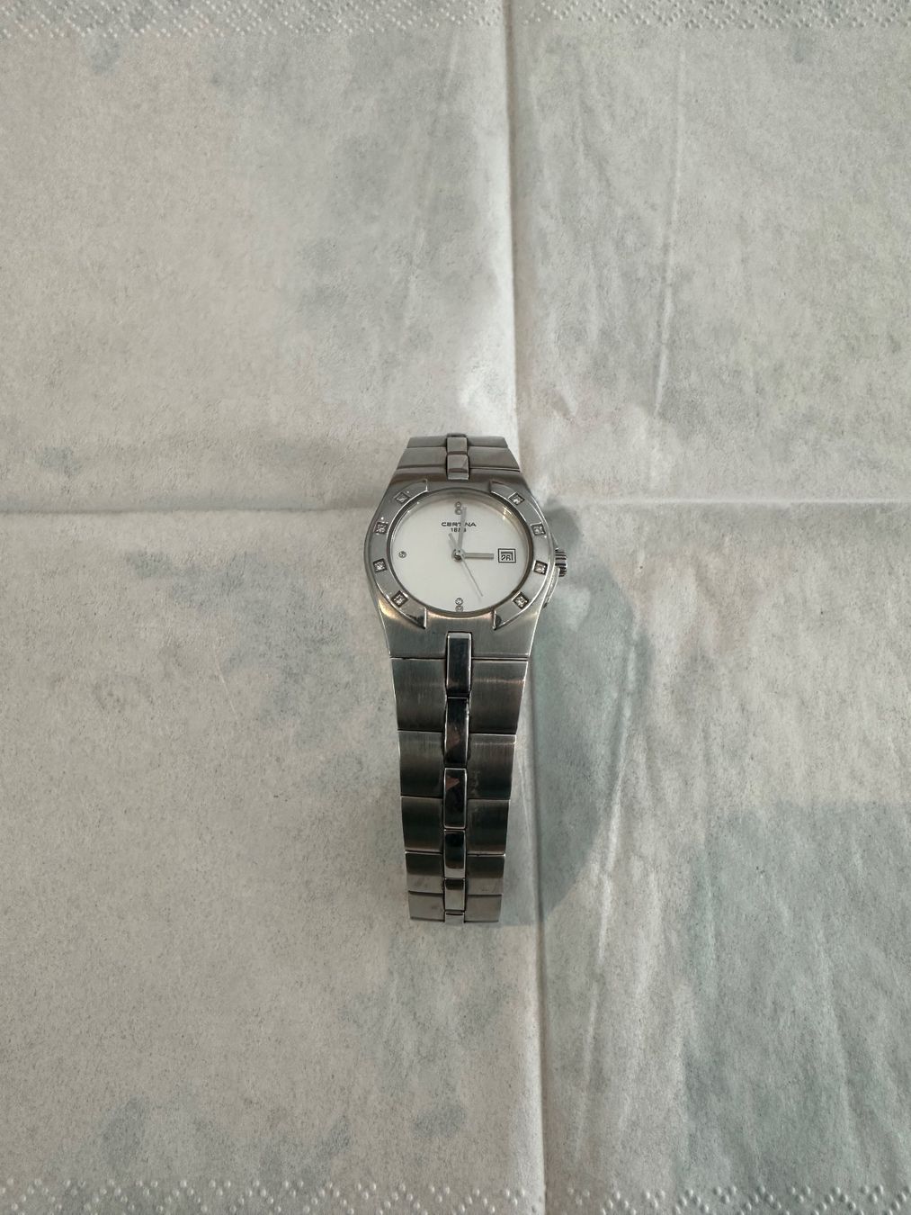 Certina Orologi: Certina Damenuhr – Usato da Port venduto da JulieMy