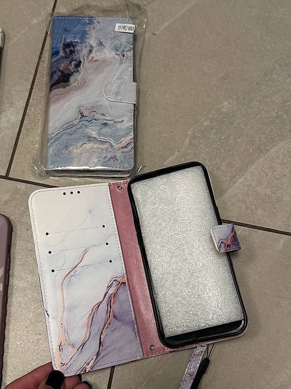 iDeal of Sweden Cover & Protezioni schermo: Iphone 15 Pro Max, Hülle, Hard Case, Soft Case, Etui – Usato da Wilen b. Wil venduto da carpediem25 3