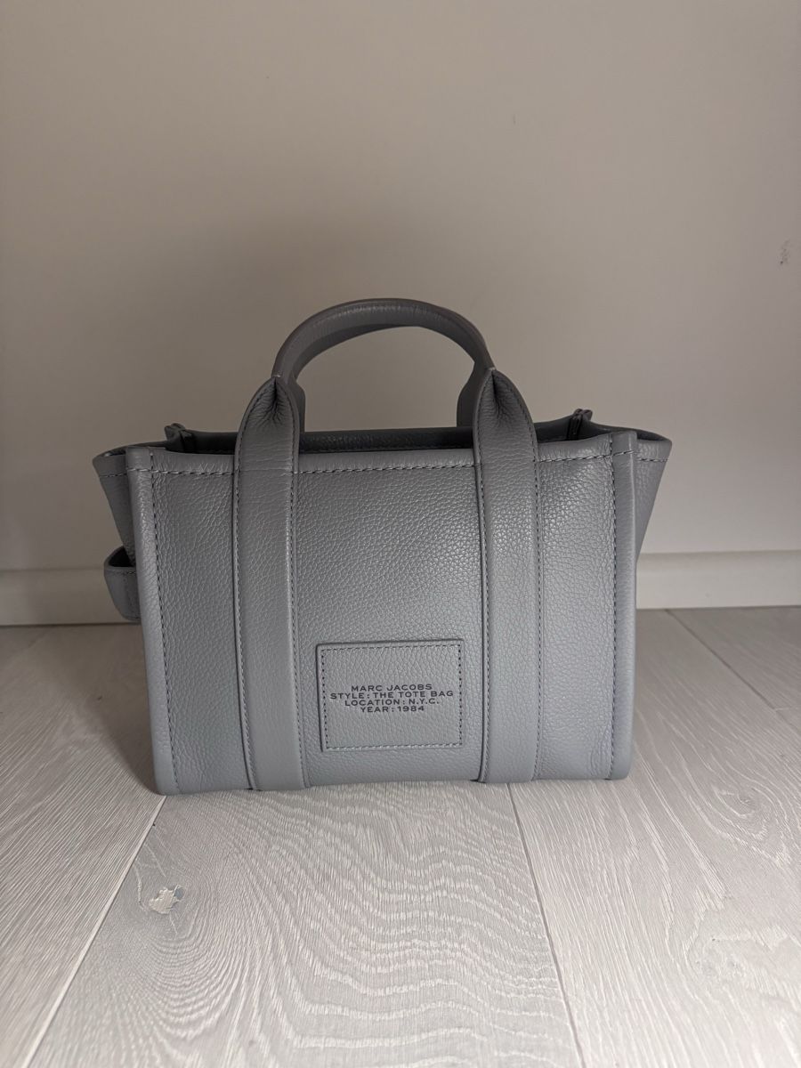 Borse da donna: Marc Jacobs The Tote Bag, grau, neuwertig – Nuovo (secondo la descrizione) da Staad SG venduto da ha.al 1